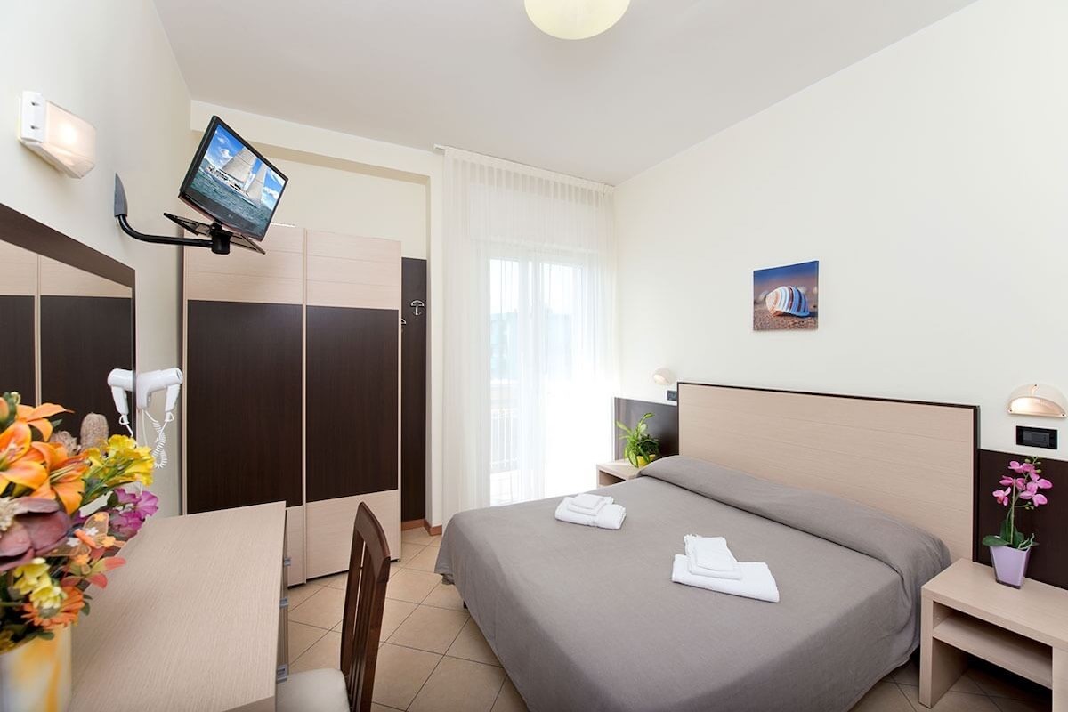 hotel brooklyn rimini funclub2