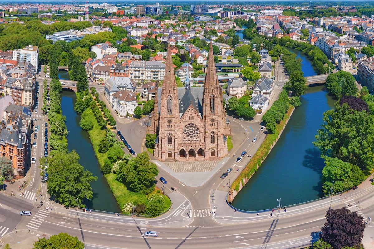 St.,Paul,Church,And,European,Parliament,In,The,Background,In