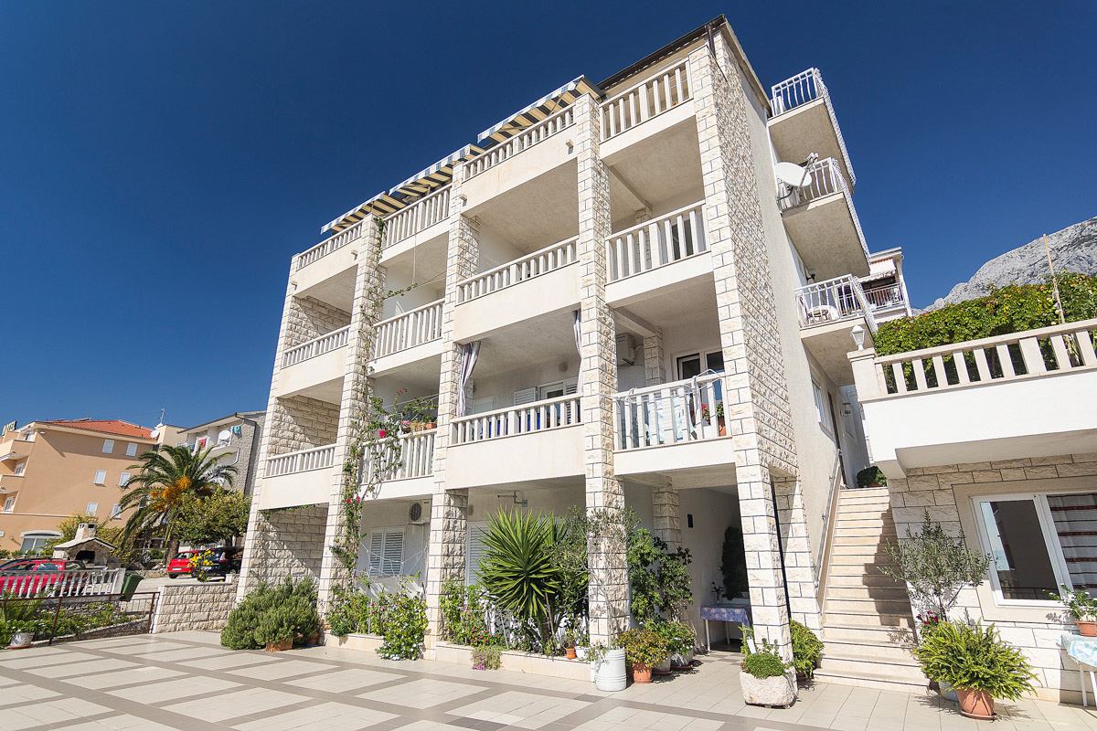 wypoczynek wczasy chorwacja villa nada makarska funclub-1