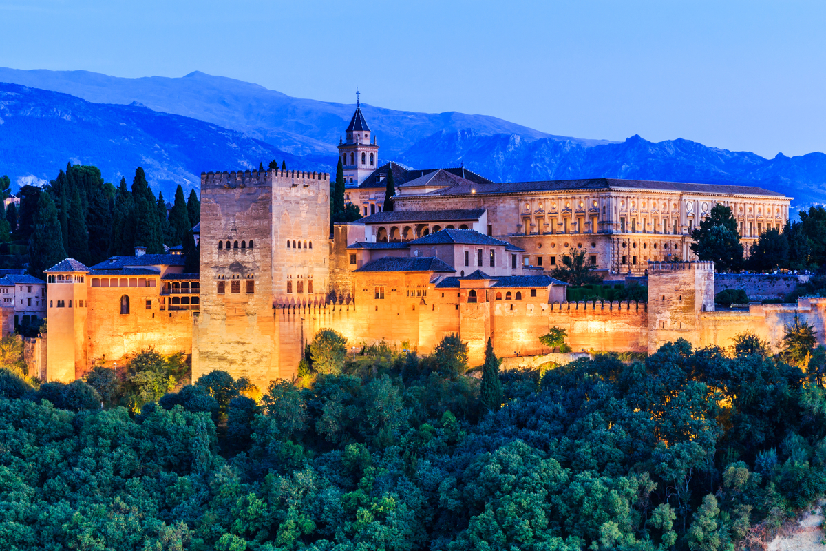 alhambra granada hiszpania andaluzja