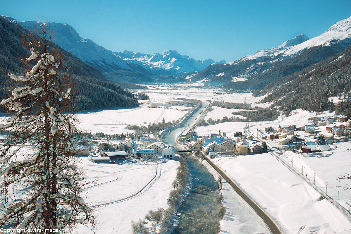 ENGADIN St. Moritz: Winterpanorama La Punt Chamues-ch