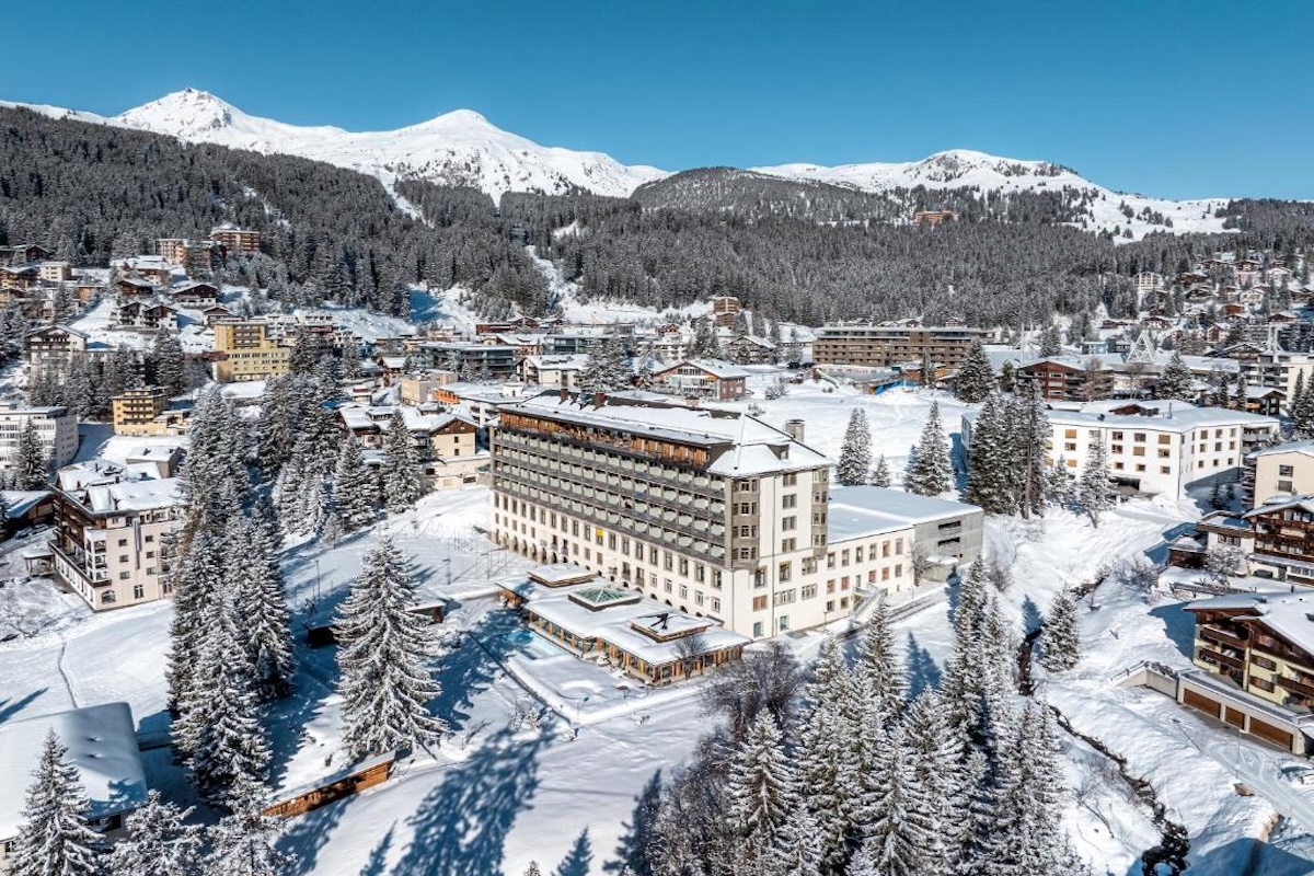 [PLATINUM] Szwajcarskie SPA i czerwony pociąg